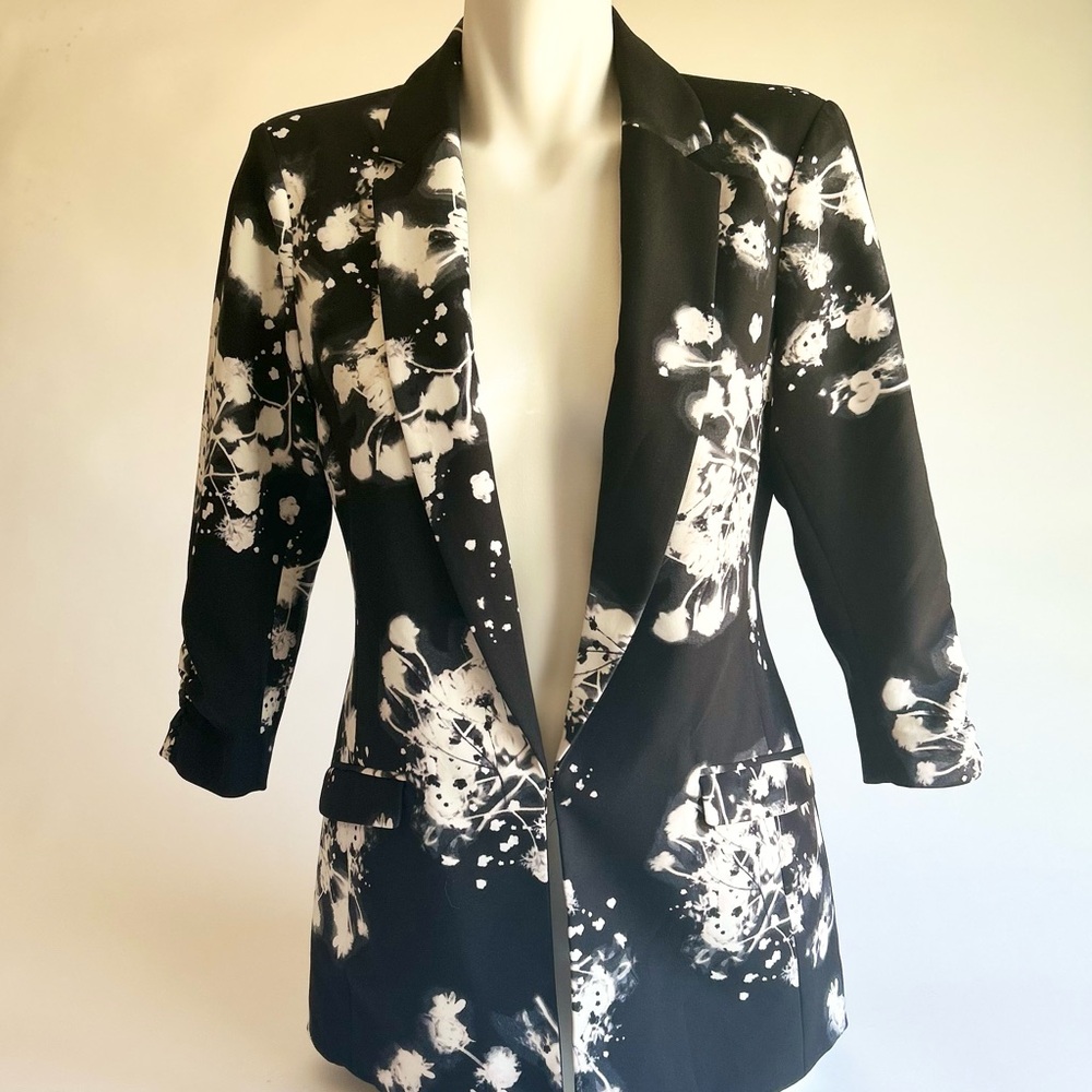 New I N C Black White Polyester Hook Closure Classic Blazer size S